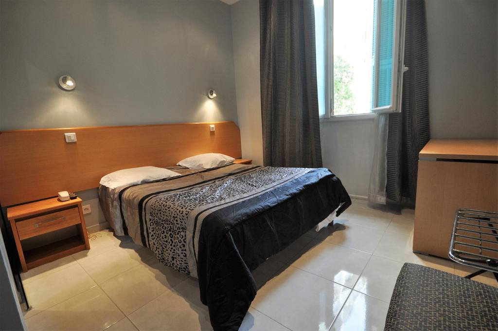 Hotel Carlone Nice Bagian luar foto