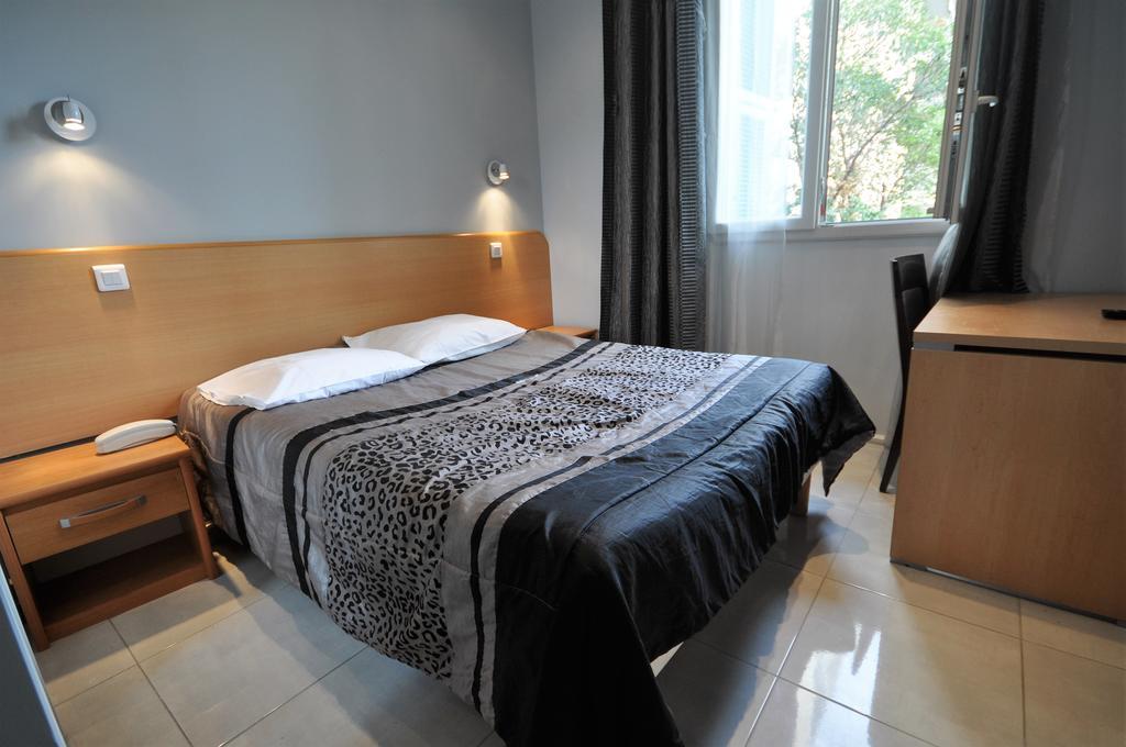 Hotel Carlone Nice Bagian luar foto