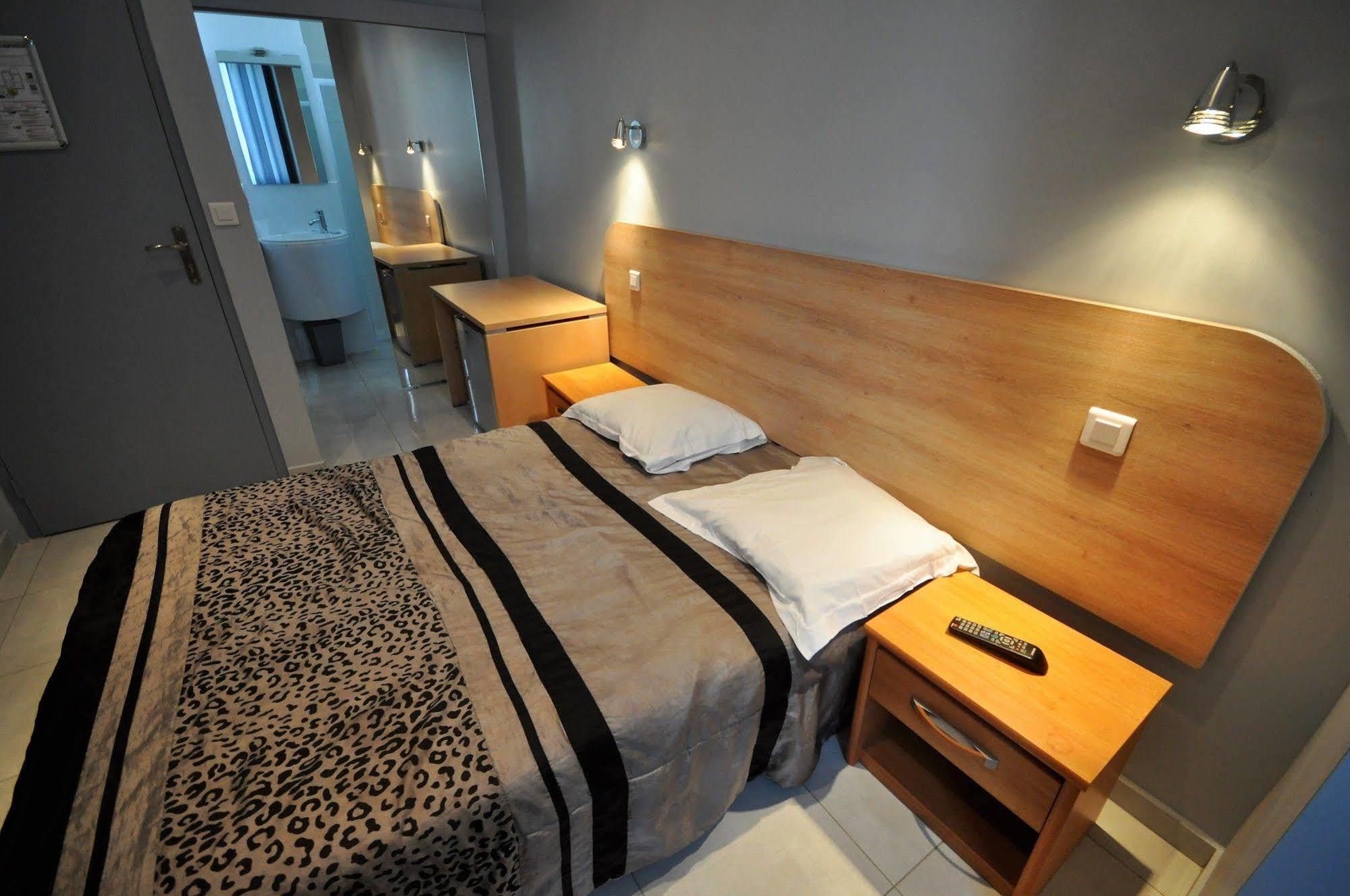 Hotel Carlone Nice Bagian luar foto
