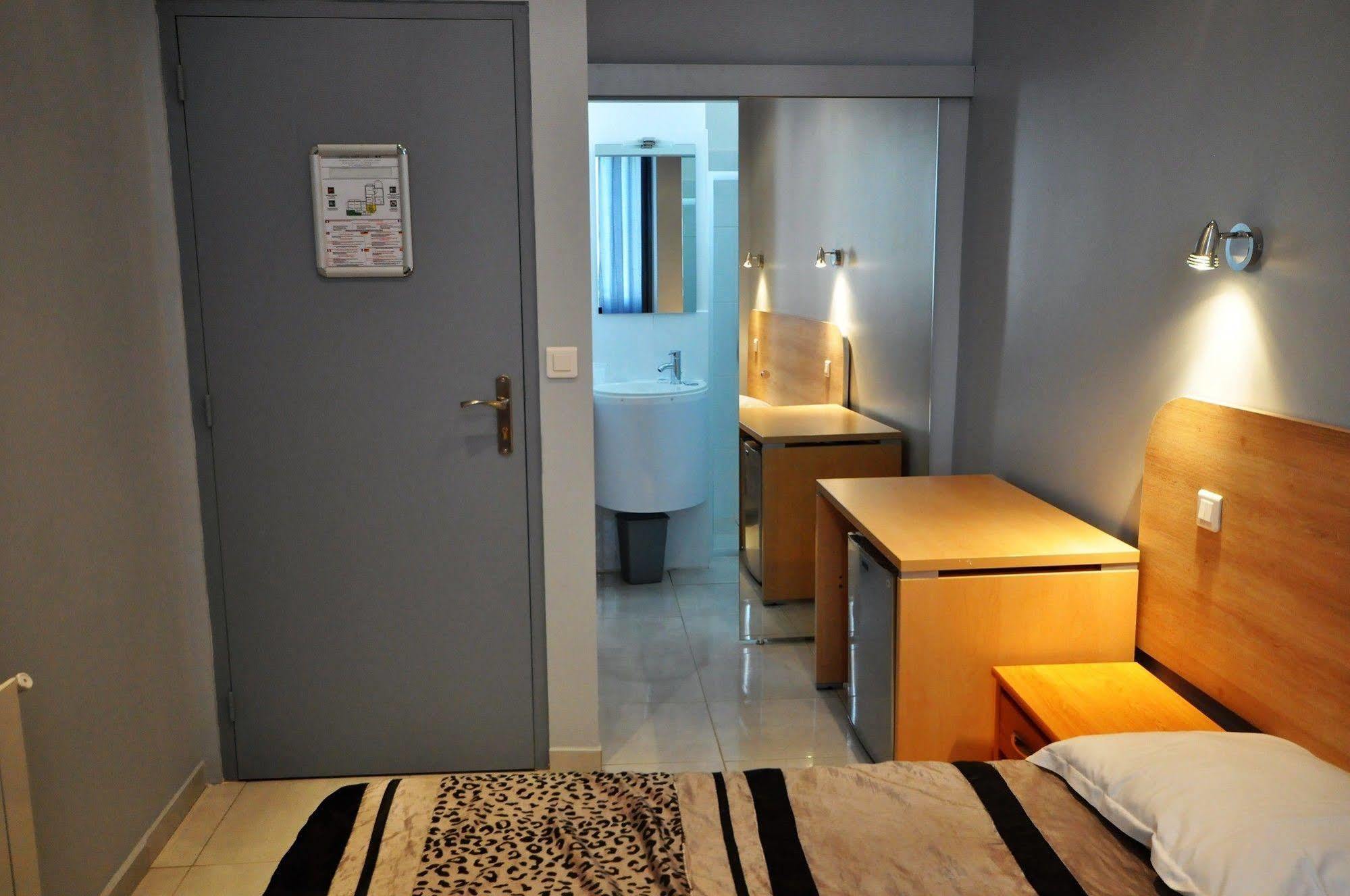 Hotel Carlone Nice Bagian luar foto